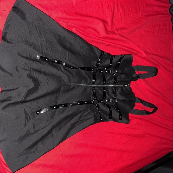 BONDAGE DRESS - Picture 2 of 6